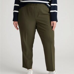 Universal Standard Go-Stretch Pants in Nori / Size M 18-20